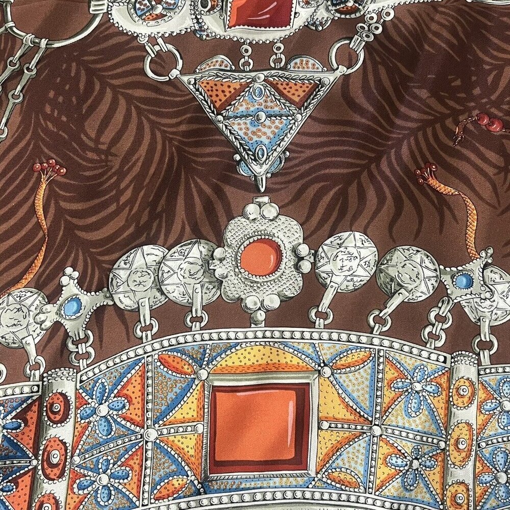 Hermès Carré 90 Terres Precieuses Silk Scarf Brown Hand Rolled France - Picture 12 of 15